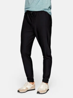 Sunday Sweatpant 15 Sunday Sweatpant -Outdoor Voices Shop 1 hero M700116 TXC BLA Runningman Sweatpants Black 095