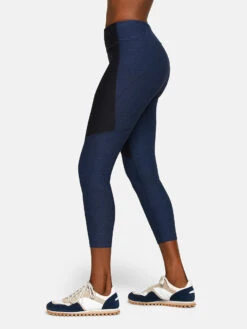 Two-Tone 3/4 Legging 15 Two-Tone 3/4 Legging -Outdoor Voices Shop 1 hero W100941 TXC NVB 3 4 Two Tone Leggings Night black 377