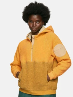 MegaFleece 1/2 Zip Hoodie -Outdoor Voices Shop 1 hero W501040 WNF SUD MegaFleece Half Zip Hoodie Sunflower Dijon 143 v2