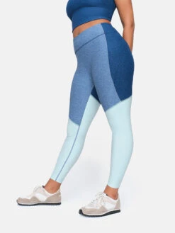 Warmup 7/8 Legging -Outdoor Voices Shop 1 hero W701256 TXC DSA 7 8 Tri Tone Leggings Deep Sea Surf Aquamarine 0007