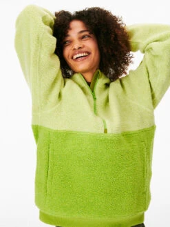 MegaFleece 1/2 Zip Hoodie -Outdoor Voices Shop Front Detail W501040 WNF PIM MegaFleece Half Zip Hoodie Pistachio Mossy 229 FP1Yybx