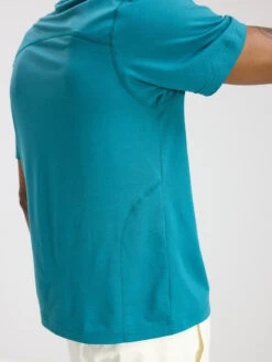 ThinkFast Jersey Shortsleeve -Outdoor Voices Shop Look 18 3319 04ec431b aa86 4100 8ff0 1b25386f5a2f