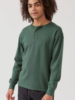 Rugby Henley Longsleeve 9 Rugby Henley Longsleeve -Outdoor Voices Shop M301869 RGC EGR Rugby Henley Longsleeve Evergreen 022 sQZazIB c1eb5b65 5e86 469b b8a0 e4b5f44031ab