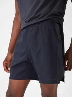 High Stride 7" Short -Outdoor Voices Shop M701456 TWV BLK High Stride 7in Short Black 758 WjfXzO9