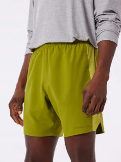 High Stride 7" Short -Outdoor Voices Shop M701456 TWV MGA High Stride 7in Short Mossy Green Apple 039 T1HZLiP