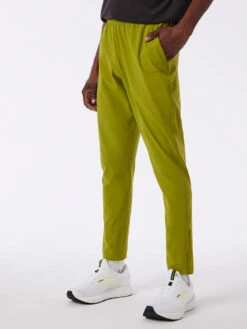 High Stride Pant -Outdoor Voices Shop M701458 TWV MGA High Stride Pant Mossy Green Apple 018 2SDZXpw