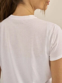 ThinkFast Mesh Shortsleeve -Outdoor Voices Shop ODV02053