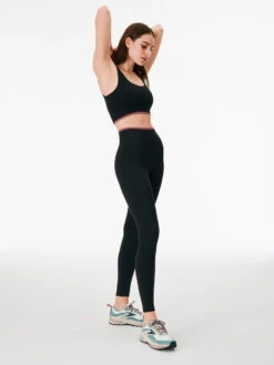 SeamlessRib 7/8 Legging -Outdoor Voices Shop Profile W101513 SML BLK Seamless 7 8 Legging Black 052