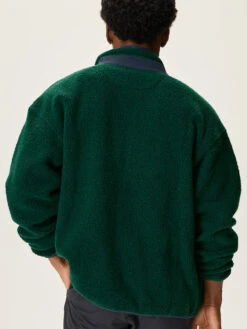 MegaFleece Full Zip -Outdoor Voices Shop U802355 WNF CFN MegaFleece Full Zip Conifer Navy 070 EXP241012 M 178426e4 b3ed 4e3d 8da7 f589cb7c7885