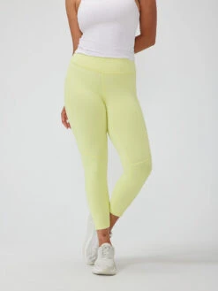 TechSweat™ 3/4 Legging 18 TechSweat™ 3/4 Legging -Outdoor Voices Shop W101491 TSW GKO Move Free 3 4 Legging Gecko 070 CrUjaej