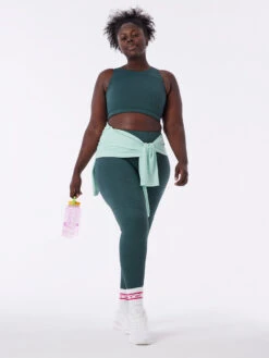 TechSweat™ 7/8 Legging 17 TechSweat™ 7/8 Legging -Outdoor Voices Shop W101497 TSW EGR Move Free 7 8 Legging Evergreen 002 q6rJSZK