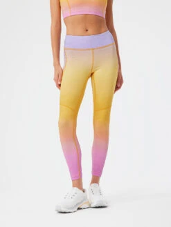 TechSweat™ 7/8 Legging 21 TechSweat™ 7/8 Legging -Outdoor Voices Shop W101497 TSW MUO Move Free 7 8 Legging Multi Ombre 142 jMKkKSJ