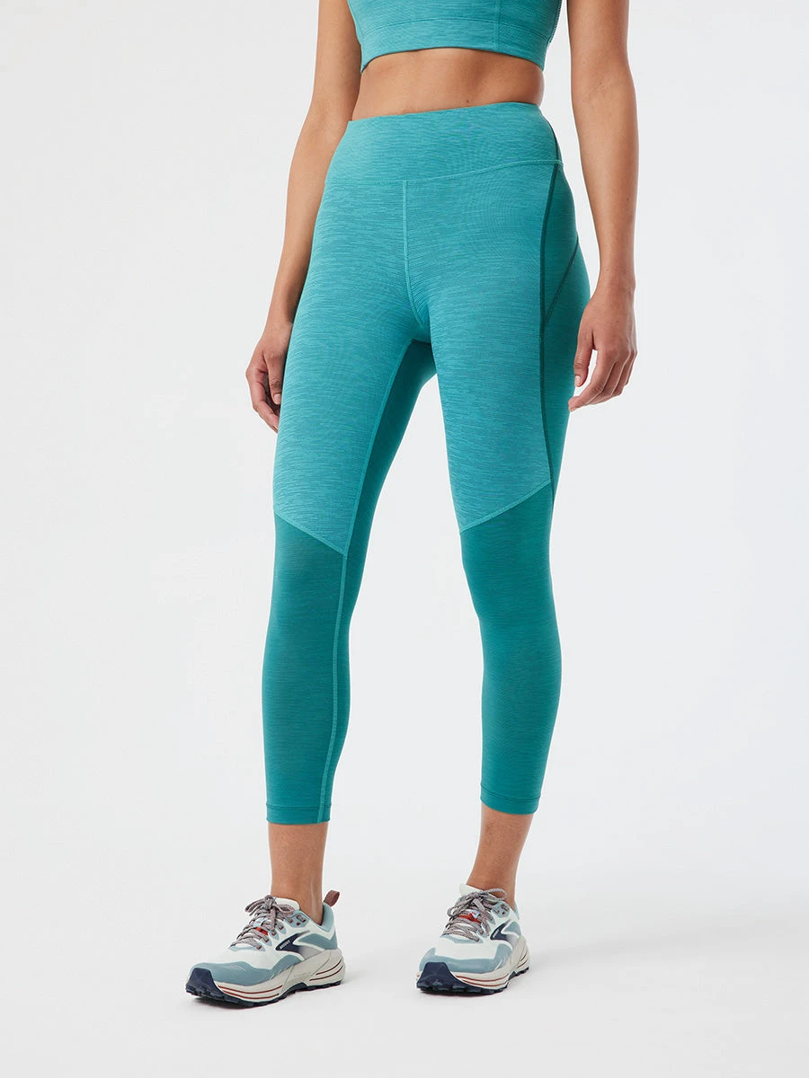 TechSweat™ 7/8 Legging 10 TechSweat™ 7/8 Legging - Image 8