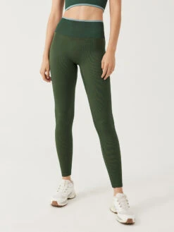 SeamlessRib 7/8 Legging -Outdoor Voices Shop W101513 SML PIN SeamlessRib 7 8 Legging Pine 036