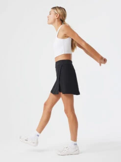 Venus Crop Top -Outdoor Voices Shop W201504 TXC WHI Venus Crop Top White 023 4746c3ba 5ada 43aa 88dd 928a92868780