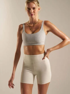 Outdoor Voices Shop 9 Outdoor Voices Shop -Outdoor Voices Shop W201524 TXC DVE Double Time Bra Dove Shot 19 OV CH 1238 EXP250119 4ef749e0 e59f 4141 a93a f723c77f8474