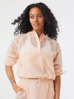 Windbreaker Pullover 11 Windbreaker Pullover -Outdoor Voices Shop W501758 RSN SSH Windbreaker Jacket Seashell 056 CayUHAn