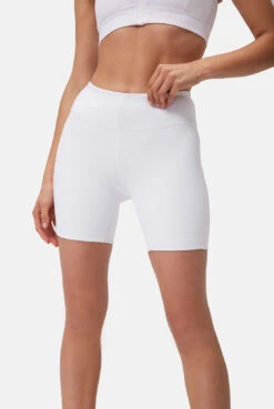 TechSweat™ 6" Short -Outdoor Voices Shop W701544 TSW WHI Move Free 6 Short White 123 OMu45IO