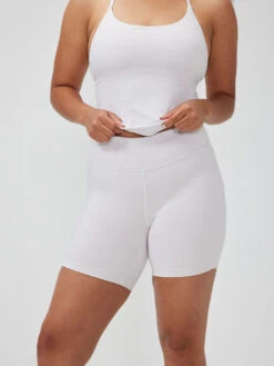 TechSweat™ 6" Short -Outdoor Voices Shop W701544 TSW WSD Move Free 6in Short White Sands 052 JmJz6fy
