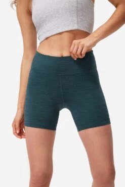 TechSweat™Flex 5" Short 10 TechSweat™Flex 5" Short -Outdoor Voices Shop W701667 TSW EGR Flex Short 522 Evergreen 136