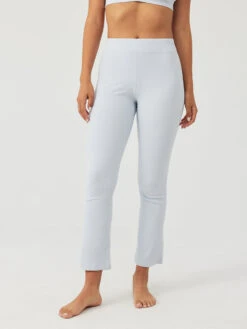 SuperForm™ Rib Kick Flare -Outdoor Voices Shop W702014 SFR JSE Kick Flare Jasmine 042 copy prJrwzw