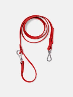 Wild One Leash -Outdoor Voices Shop WO VM Studio PDP Petco Leash PBC Strawberry 02 Print