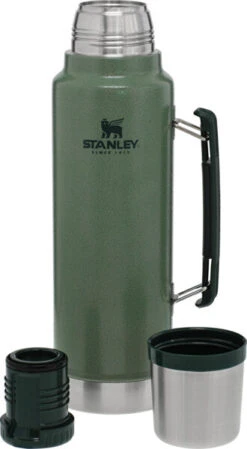 Stanley Classic Legendary Bottle -Outdoor Voices Shop webimage FAF8E74C 504C 49A1 AD88DF9EFB6CA9D4
